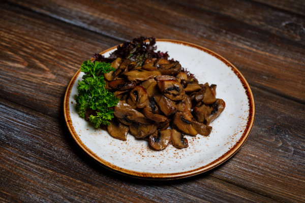 Шампиньоны жареные